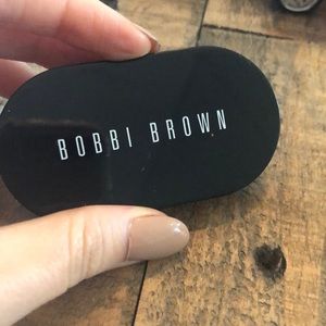Bobby brown creamy concealer and pressed powder